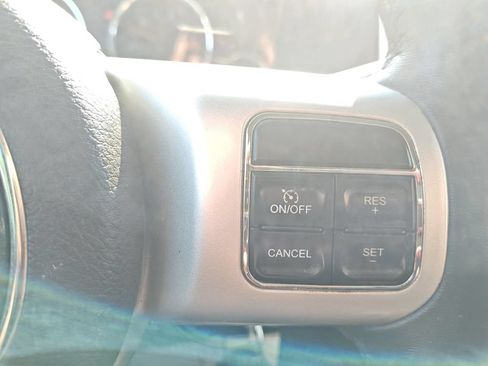Used 2017 Jeep Compass Latitude AWD/4WD image 24