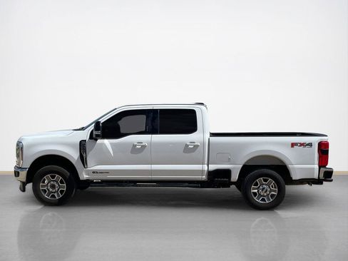 Used 2024 Ford F250 Lariat w/ FX4 Off-Road Package AWD/4WD image 4