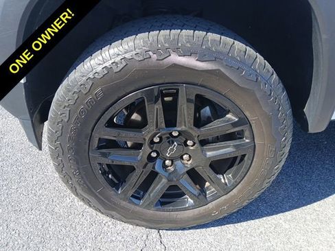 Used 2023 Chevrolet Colorado Trail Boss w/ Advanced Trailering Package image 2