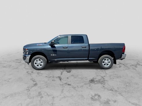 New 2026 RAM 2500 Big Horn AWD/4WD image 5