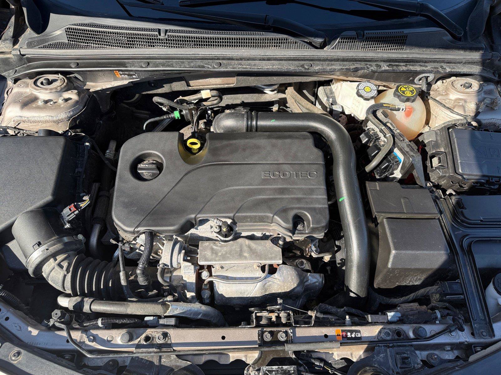 Used 2023 Chevrolet Malibu LT FWD image 28