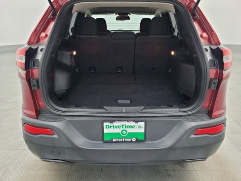 Used 2017 Jeep Cherokee Sport image 29