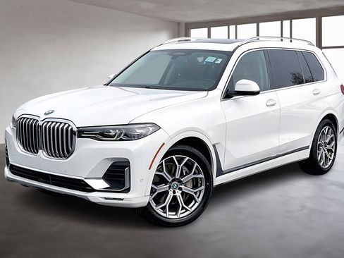 Used 2019 BMW X7 xDrive50i w/ Premium Package image 3