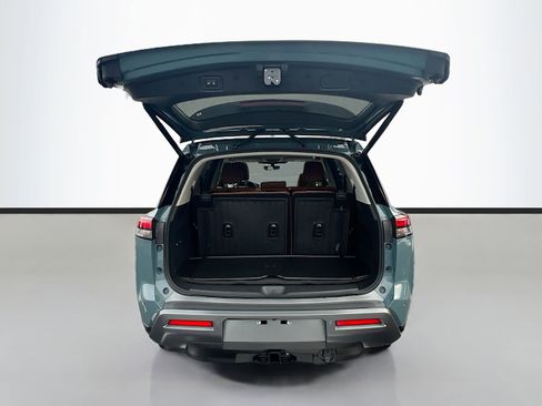 New 2026 Nissan Pathfinder Platinum w/ Cargo Package image 28