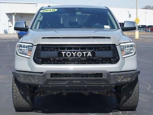 Used 2019 Toyota Tundra Limited AWD/4WD image 18