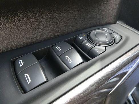 Used 2022 Chevrolet Silverado 2500 LTZ w/ LTZ Plus Package AWD/4WD image 25