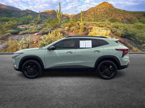 Used 2025 Chevrolet Trax ACTIV w/ Driver Confidence Package image 8