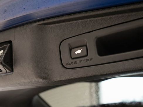 Used 2022 Honda CR-V Touring image 13