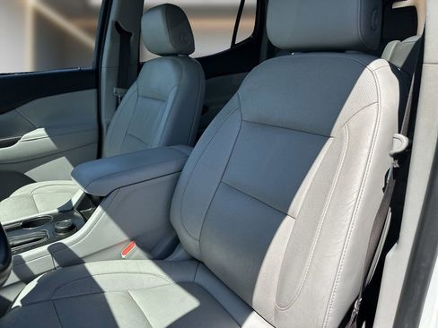Used 2018 GMC Acadia SLT FWD image 7