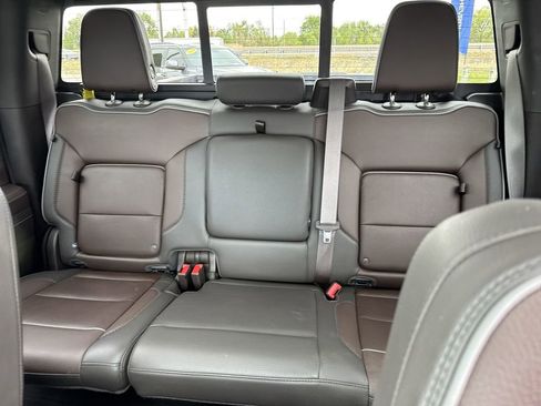 Certified 2024 GMC Sierra 1500 Denali w/ Denali Reserve Package AWD/4WD image 28