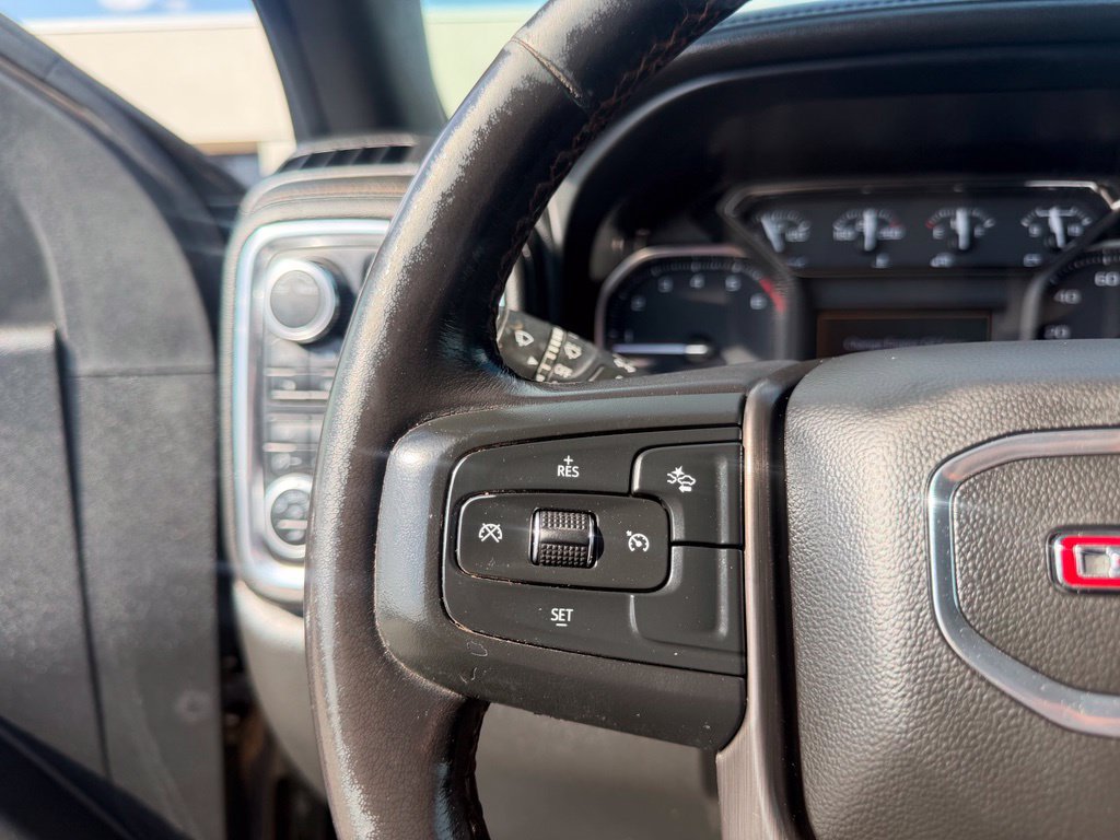 Used 2022 GMC Sierra 2500 AT4 w/ Driver Alert Package I AWD/4WD image 33