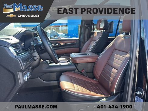 Used 2023 GMC Yukon Denali Ultimate image 17