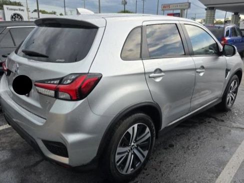 Used 2025 Mitsubishi Outlander Sport SE AWD/4WD image 3