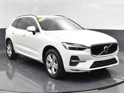 Used 2022 Volvo XC60 B5 Momentum AWD/4WD image 12