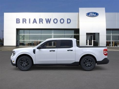 New 2025 Ford Maverick XLT w/ XLT Luxury Package image 3