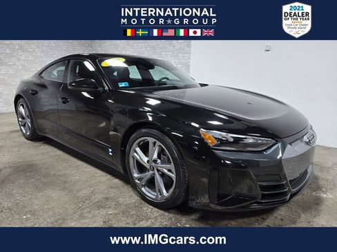 Used 2022 Audi e-tron GT Premium Plus image 1