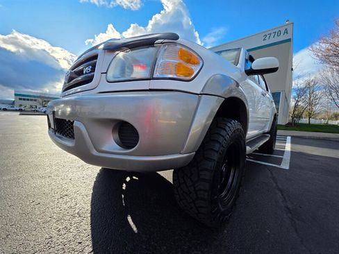 Used 2001 Toyota Sequoia SR5 image 9
