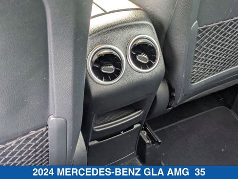 Used 2024 Mercedes-Benz GLA 35 AMG 4MATIC image 28