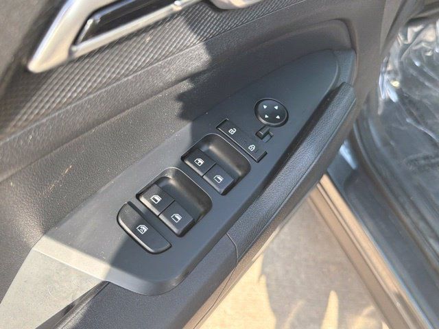 Used 2024 Kia Sportage LX FWD image 18