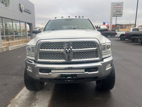 Used 2014 RAM 3500 Laramie w/ Cold Weather Group image 9