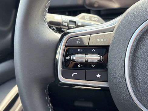 New 2026 Kia Carnival SX FWD image 27