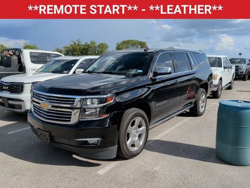 Used 2020 Chevrolet Suburban Premier w/ Max Trailering Package AWD/4WD image 3