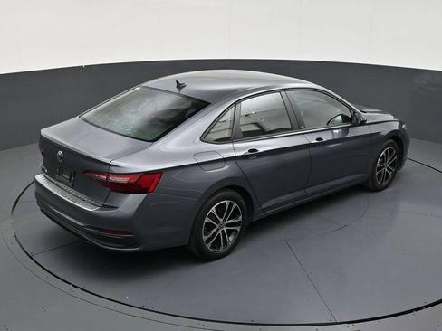 Used 2024 Volkswagen Jetta Sport FWD image 16