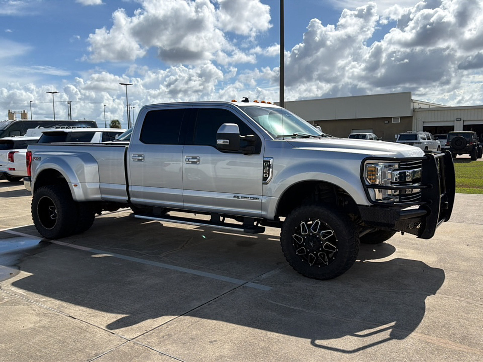Used 2019 Ford F350 Lariat w/ Lariat Ultimate Package AWD/4WD image 1