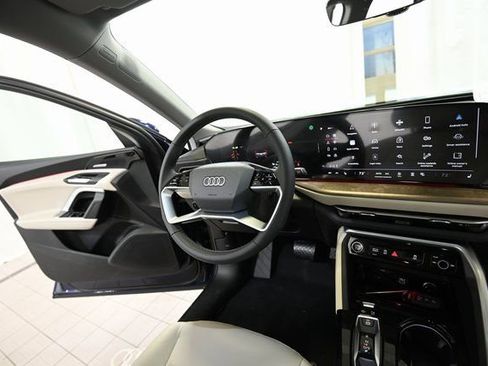New 2025 Audi Q5 Premium Plus AWD/4WD image 29