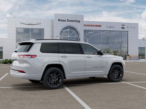 New 2026 Jeep Grand Cherokee L Limited AWD/4WD image 4