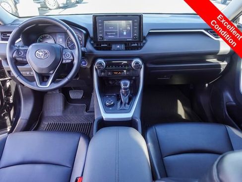 Certified 2022 Toyota RAV4 XLE Premium image 4