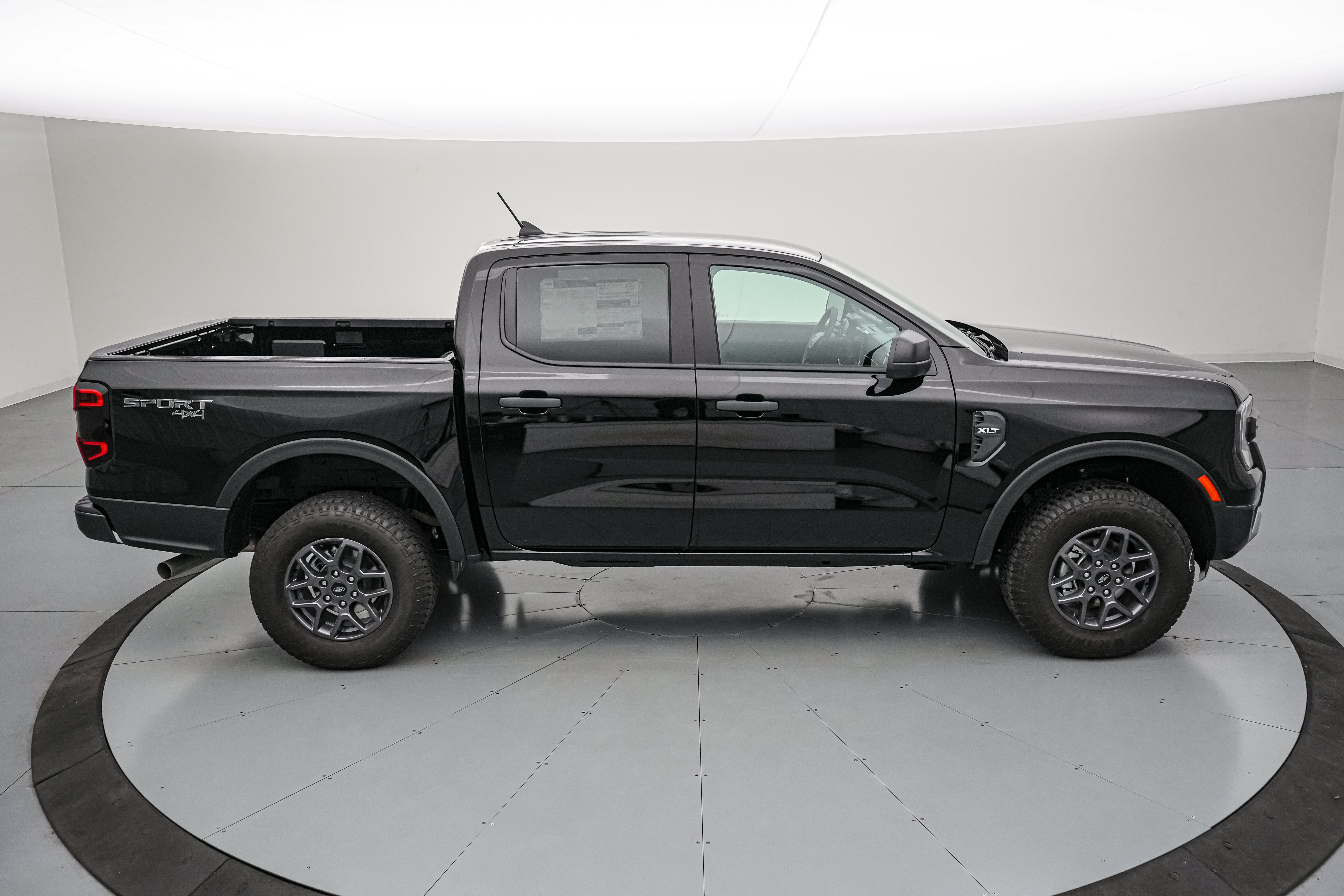 New 2026 Ford Ranger XLT AWD/4WD image 3