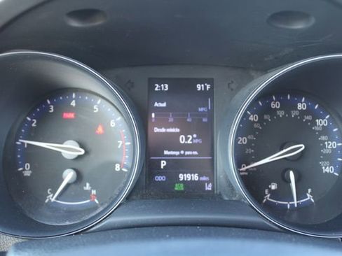 Used 2020 Toyota C-HR LE image 7