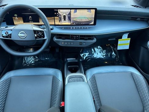 New 2026 Nissan Leaf Platinum+ w/ Cargo Package (Platinum+) image 10