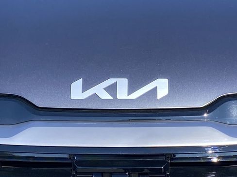 New 2026 Kia Sportage SX image 28