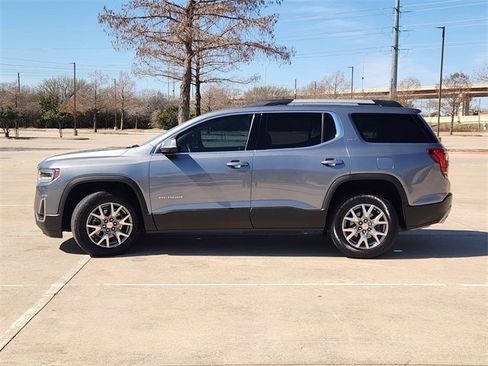 Used 2021 GMC Acadia SLT w/ Technology Package image 4