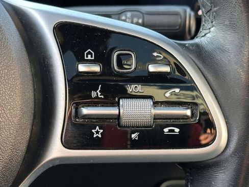 Used 2020 Mercedes-Benz GLB 250 4MATIC image 24