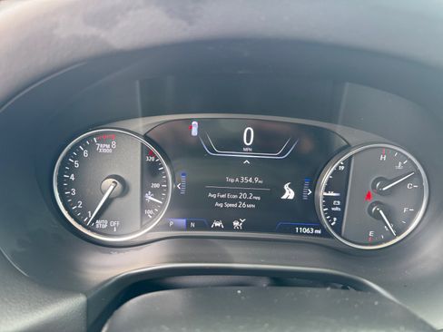 Used 2024 Buick Enclave Avenir w/ Avenir Technology Package image 10