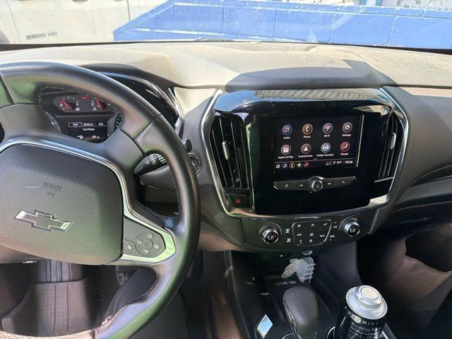 Used 2023 Chevrolet Traverse LT w/ Midnight/Sport Edition FWD image 11