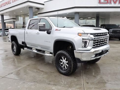 Used 2021 Chevrolet Silverado 3500 LTZ w/ LTZ Premium Package image 8
