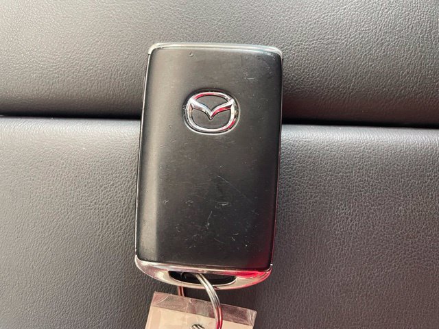 Used 2025 MAZDA CX-90 3.3 Turbo w/ Preferred Package AWD/4WD image 19