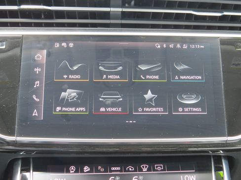 Used 2023 Audi Q7 3.0T Prestige image 29