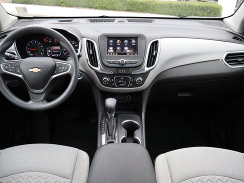 Used 2023 Chevrolet Equinox LS w/ Sport Edition FWD image 14