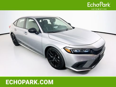 Used 2022 Honda Civic Sport image 1