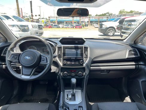 Used 2017 Subaru Impreza 2.0i Premium AWD/4WD image 11