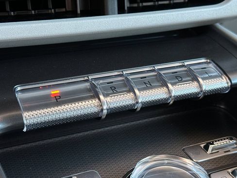 New 2026 Lincoln Nautilus Premier AWD/4WD image 21