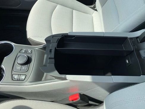 Certified 2023 GMC Terrain SLE w/ Driver Convenience Package image 14