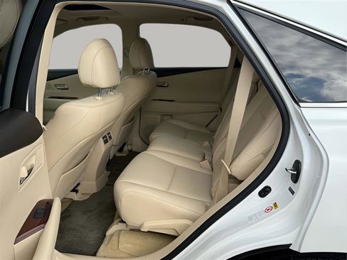 Used 2013 Lexus RX 450h AWD image 26