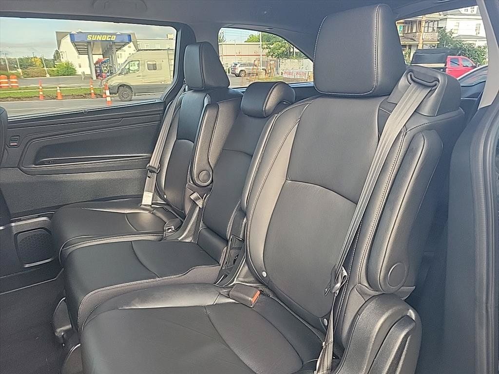 Used 2023 Honda Odyssey EX-L image 19
