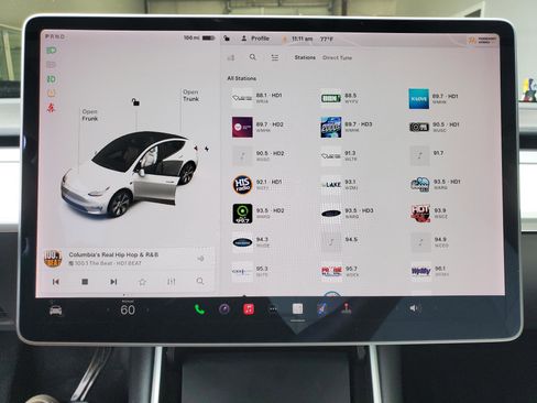 Used 2021 Tesla Model Y Long Range image 40